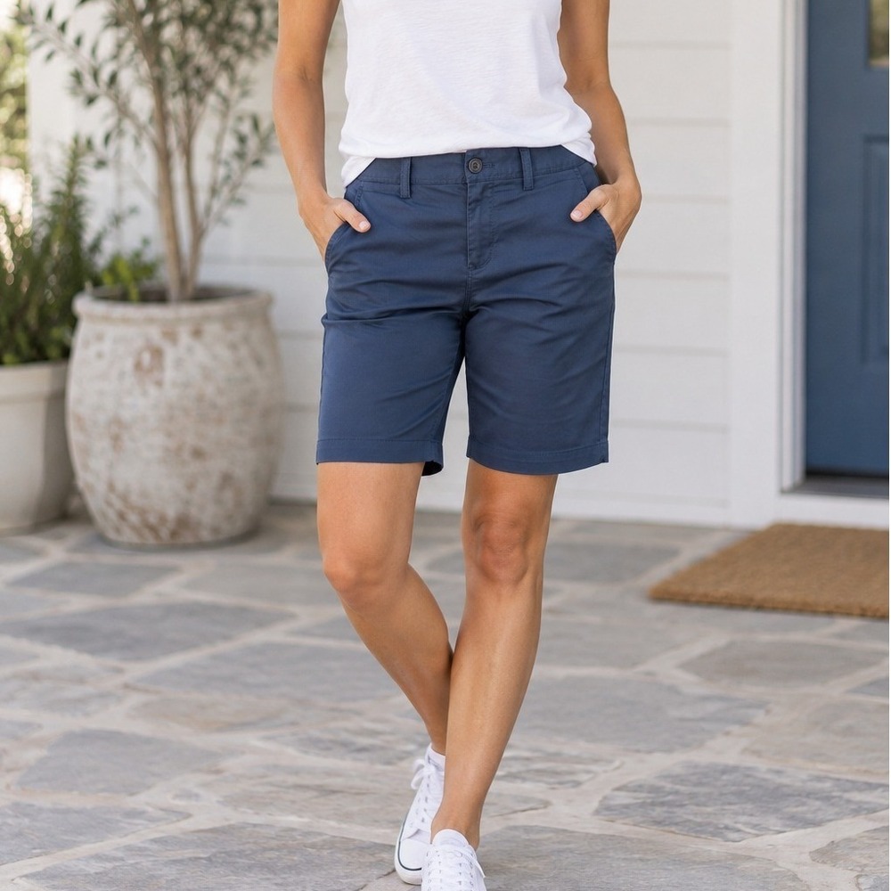 Banana Republic Navy Blue Stretch Bermuda Chino Shorts Women Size 6 Modest Long